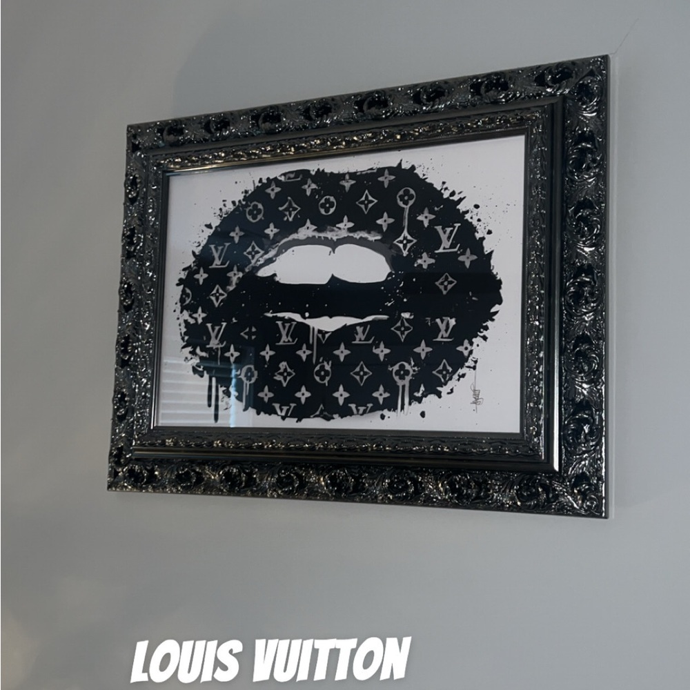 Louis Vuitton Black and White Lip Painting-frame is custom